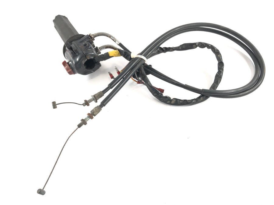 Honda CB 550 F [Super Sport] - Handlebar fitting right with throttle grip