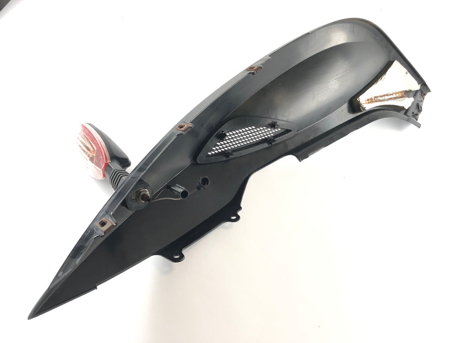 Can Am Spyder SM5 [2009] - Rear fairing right with indicator