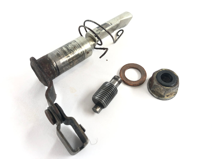 Yamaha XT 500 1U6 [1980] - clutch slave cylinder