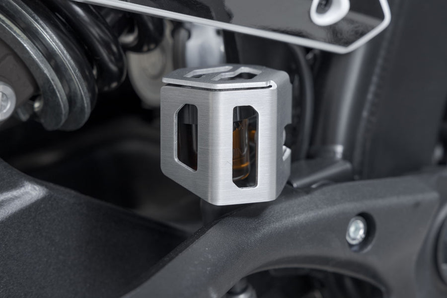 KTM 890 SMT [2023-2024] - Bremsflüssigkeitsbehälter-Schutz – Bild 5