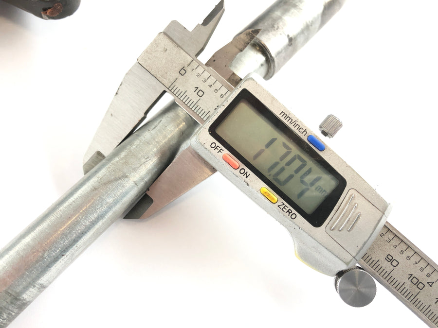Ducati Paso 750 [1990] - Fork Telescopic fork with axle