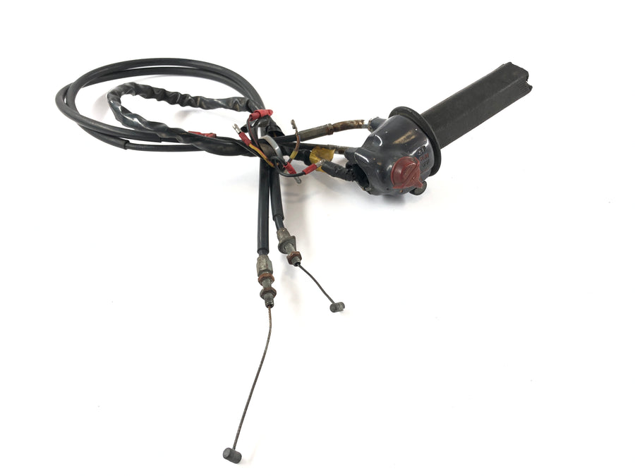 Honda CB 550 F [Super Sport] - Handlebar fitting right with throttle grip