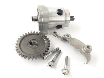 Suzuki GSF 400 GK75B Bandit [1991] - Oil pump