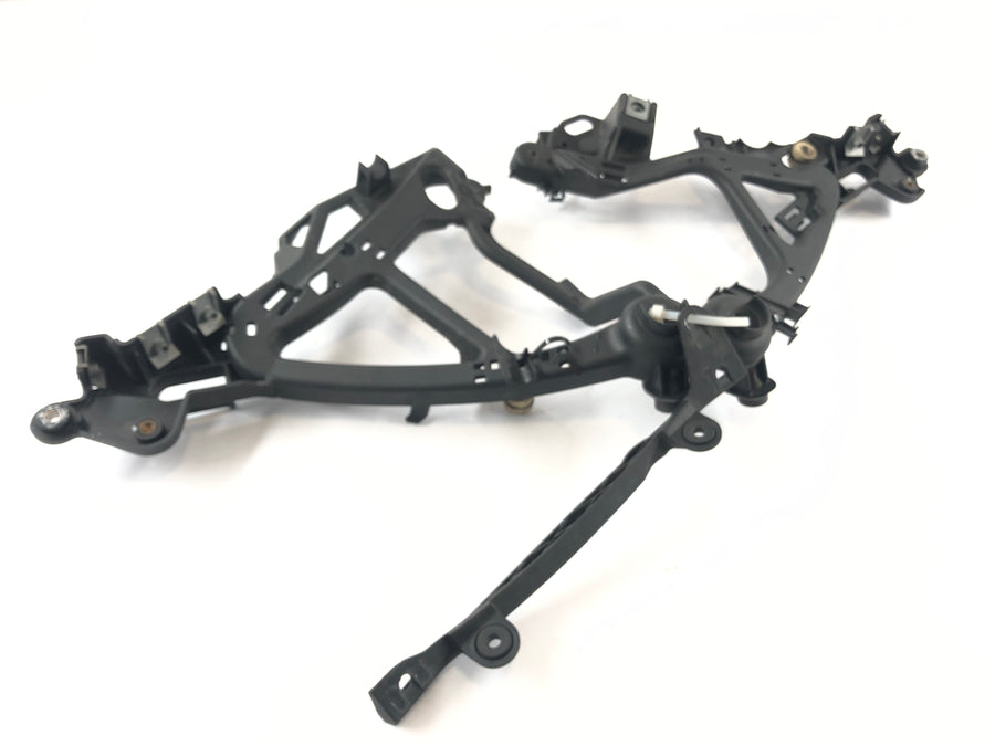 BMW K 1300 R [2010] - Cockpitträger Verkleidungshalterung Vorne