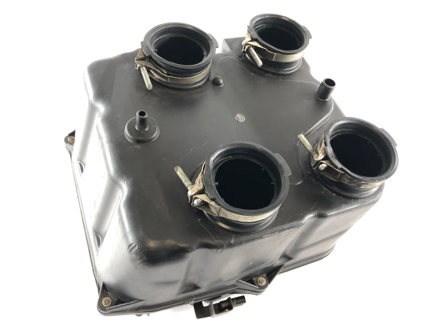 Yamaha V-max 1200 2EN [1997] - Air filter box airbox