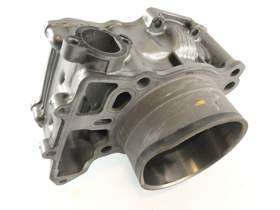 Suzuki DL 1000 V-Strom [2006] - Cylinder with piston at the front