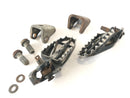Honda CRF 450 R [2003] - Driver footrests right and left-2